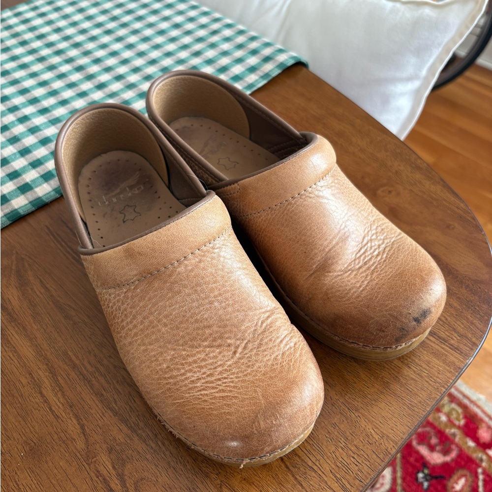 Tan Leather Dansko clogs